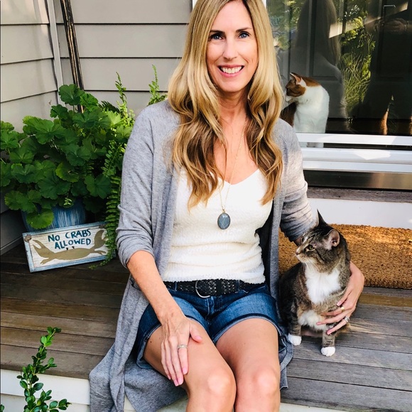 Meet your Posher, Sally - Picture 14 of 16